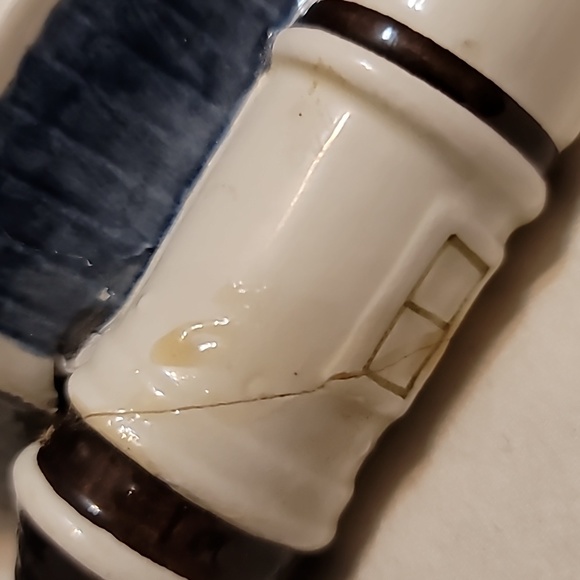 Otagiri Victorian Houses Salt and Pepper Shakers Set Handpainted Vintage Japan - Picture 12 of 14